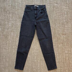 Levi's Women's High Waisted Mom Jeans Black Wash Tapered Pants Size W25xL29